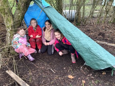 Image of Year 4 Den Building